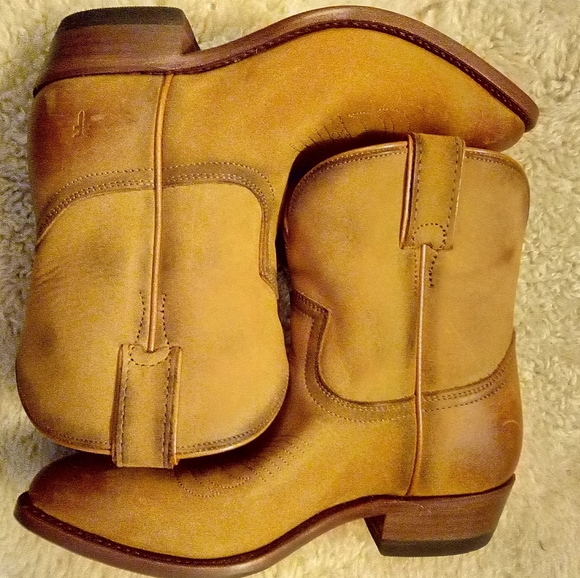 Frye Billy Boots 7--FINAL PRICE - Picture 2 of 12